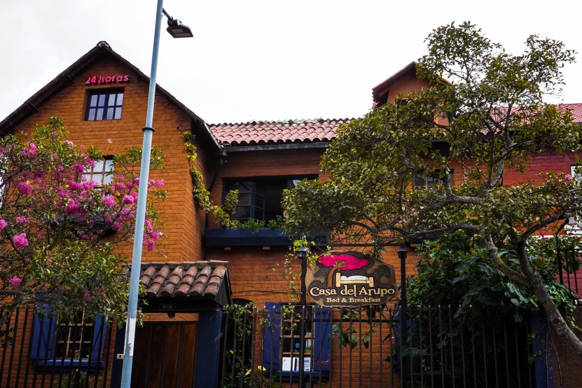 Casa Del Arupo B&B Quito Exterior photo