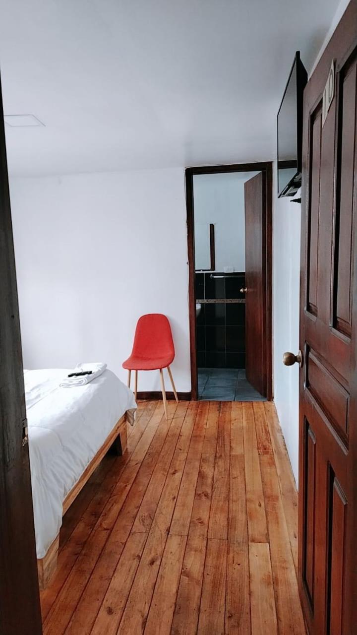 Casa Del Arupo B&B Quito Exterior photo
