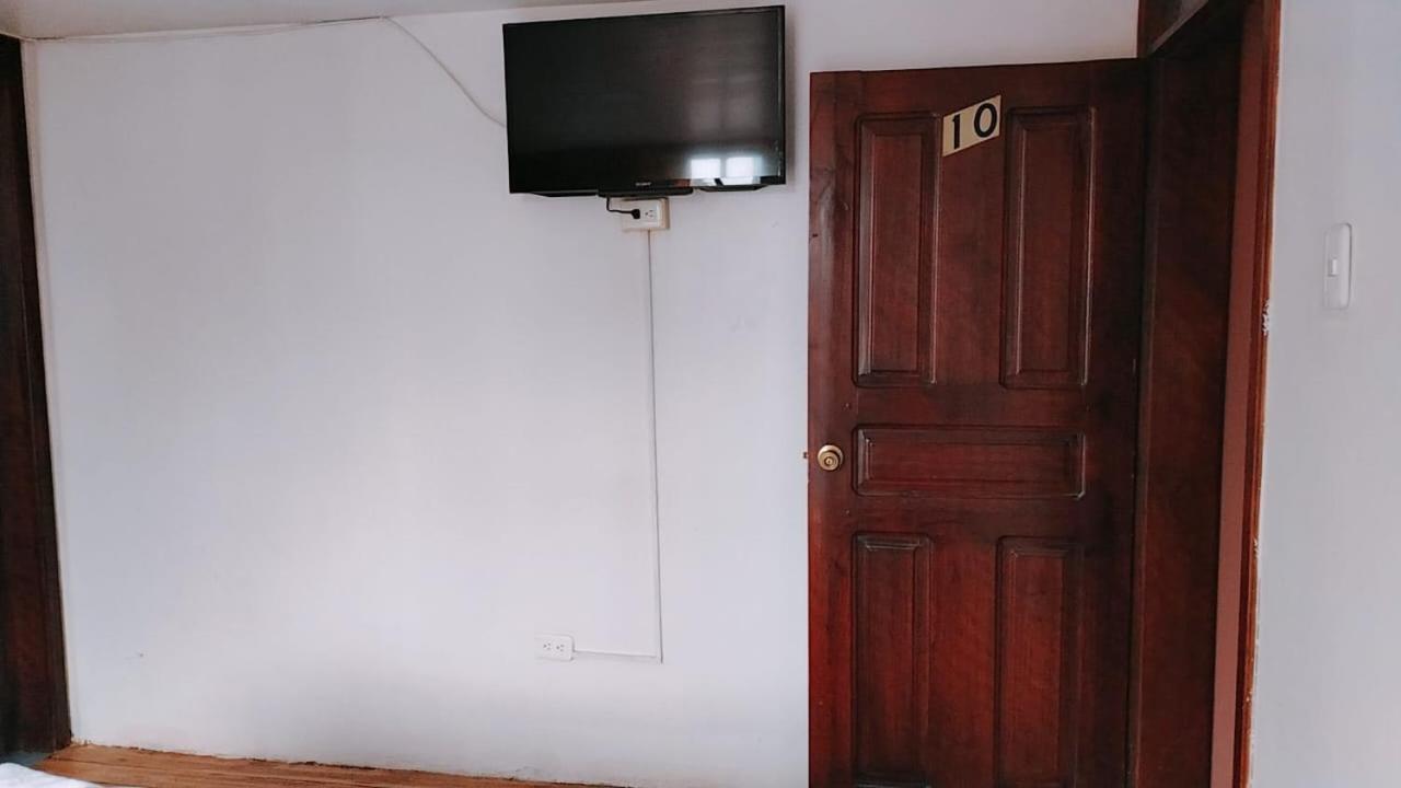 Casa Del Arupo B&B Quito Exterior photo